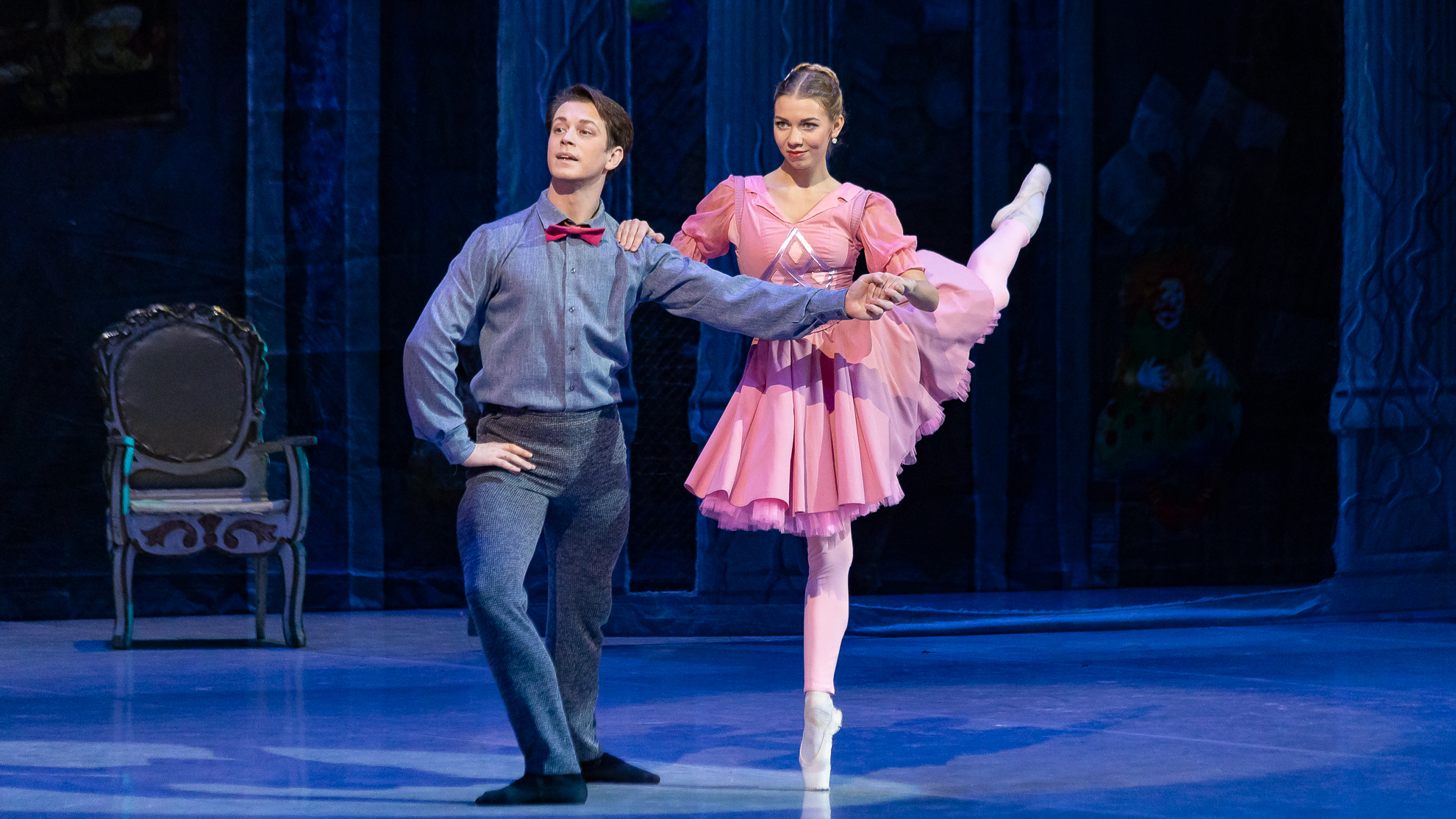 Продавец игрушек