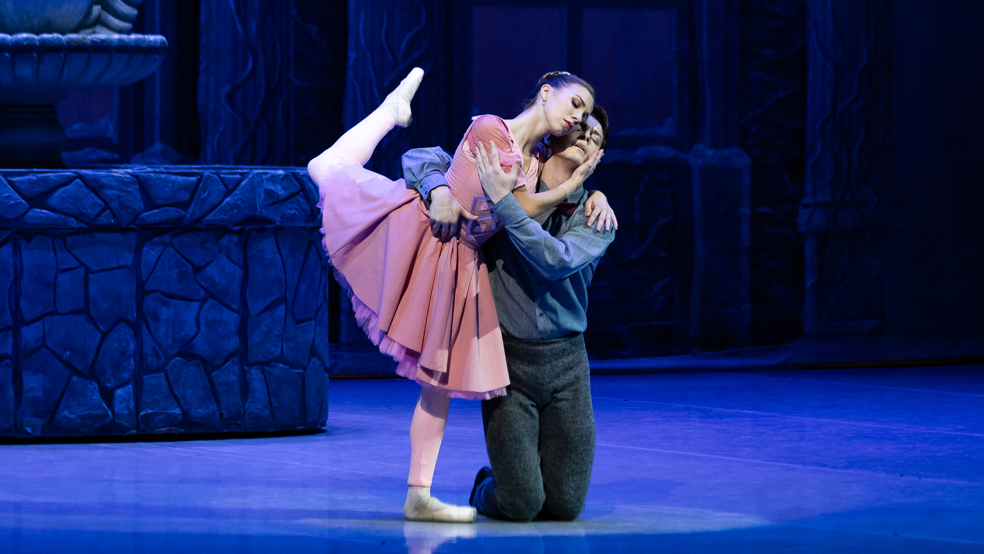 Продавец игрушек