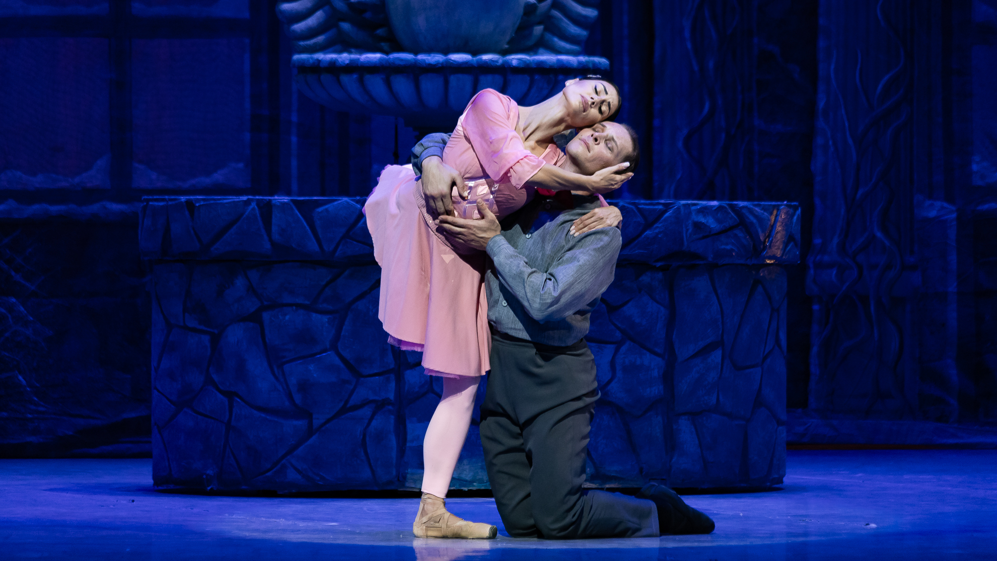 Продавец игрушек