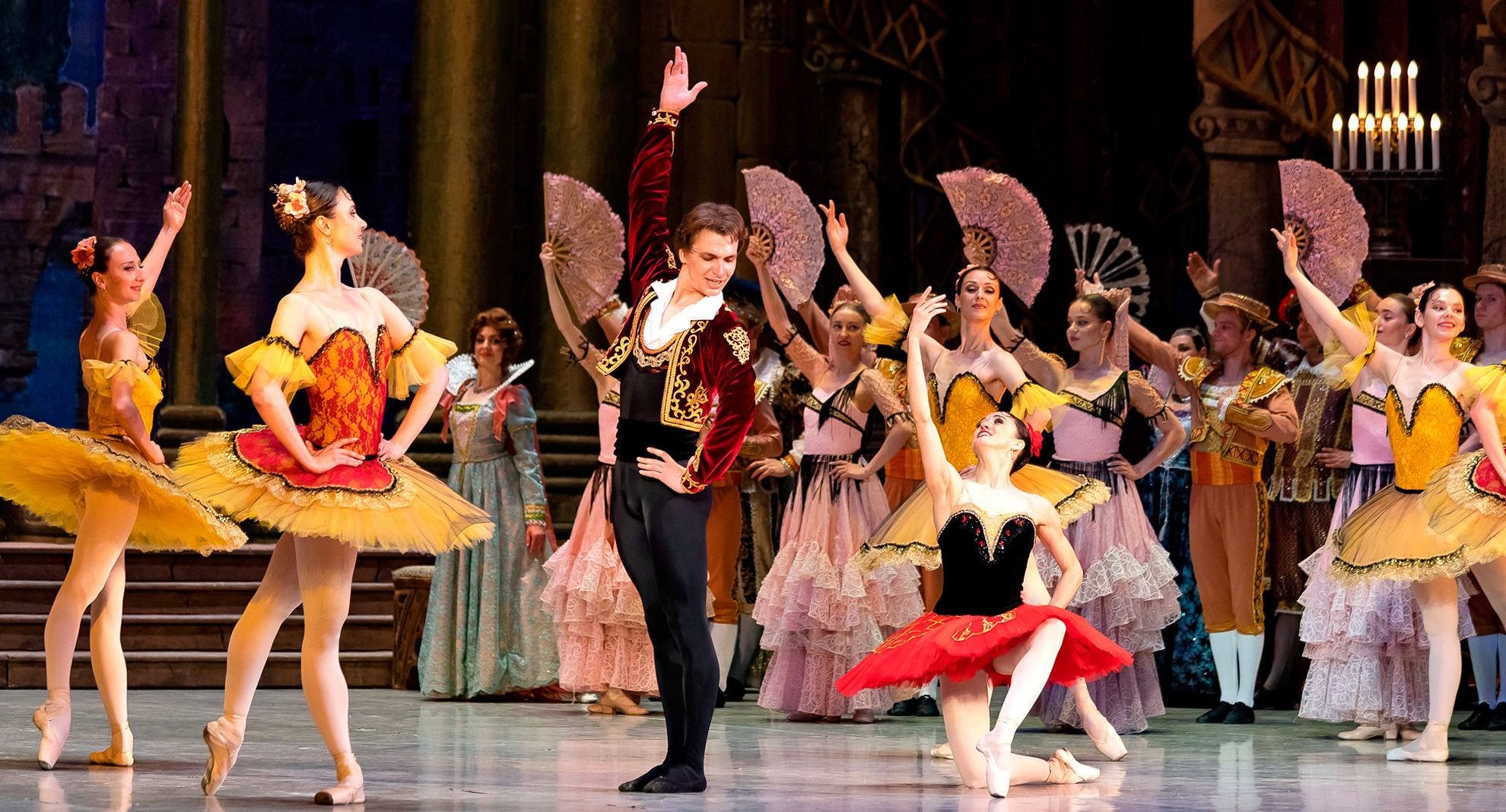 Праздничный гала-концерт, посвящённый Дню рождения театра